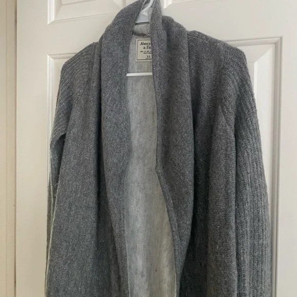Abercrombie & Fitch Gray Cozy Cardigan - Picture 8 of 8